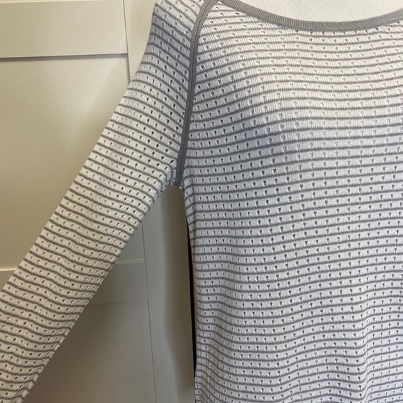 Rag & Bone Perforated Boyfriend Tunic Sweater XS - Picture 3 of 7